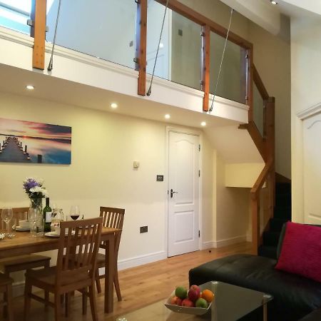 2 Bedroom Apartment - Uplands Swansea Buitenkant foto