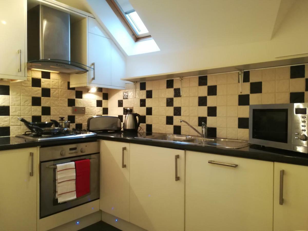 2 Bedroom Apartment - Uplands Swansea Buitenkant foto