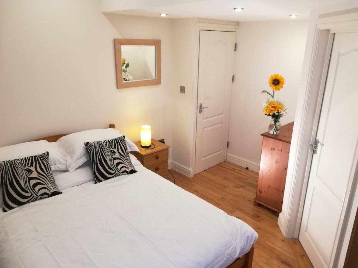 2 Bedroom Apartment - Uplands Swansea Buitenkant foto