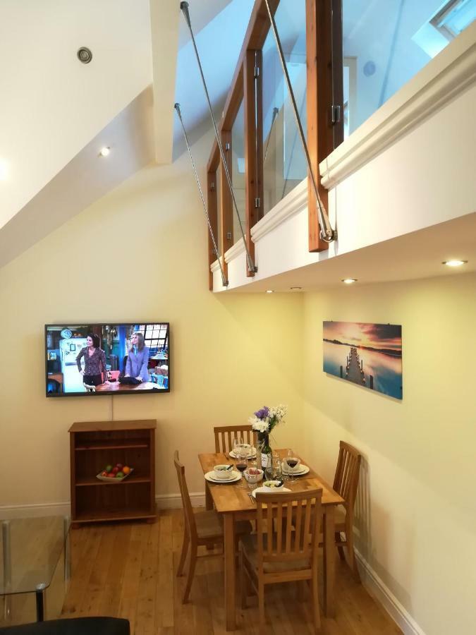 2 Bedroom Apartment - Uplands Swansea Buitenkant foto